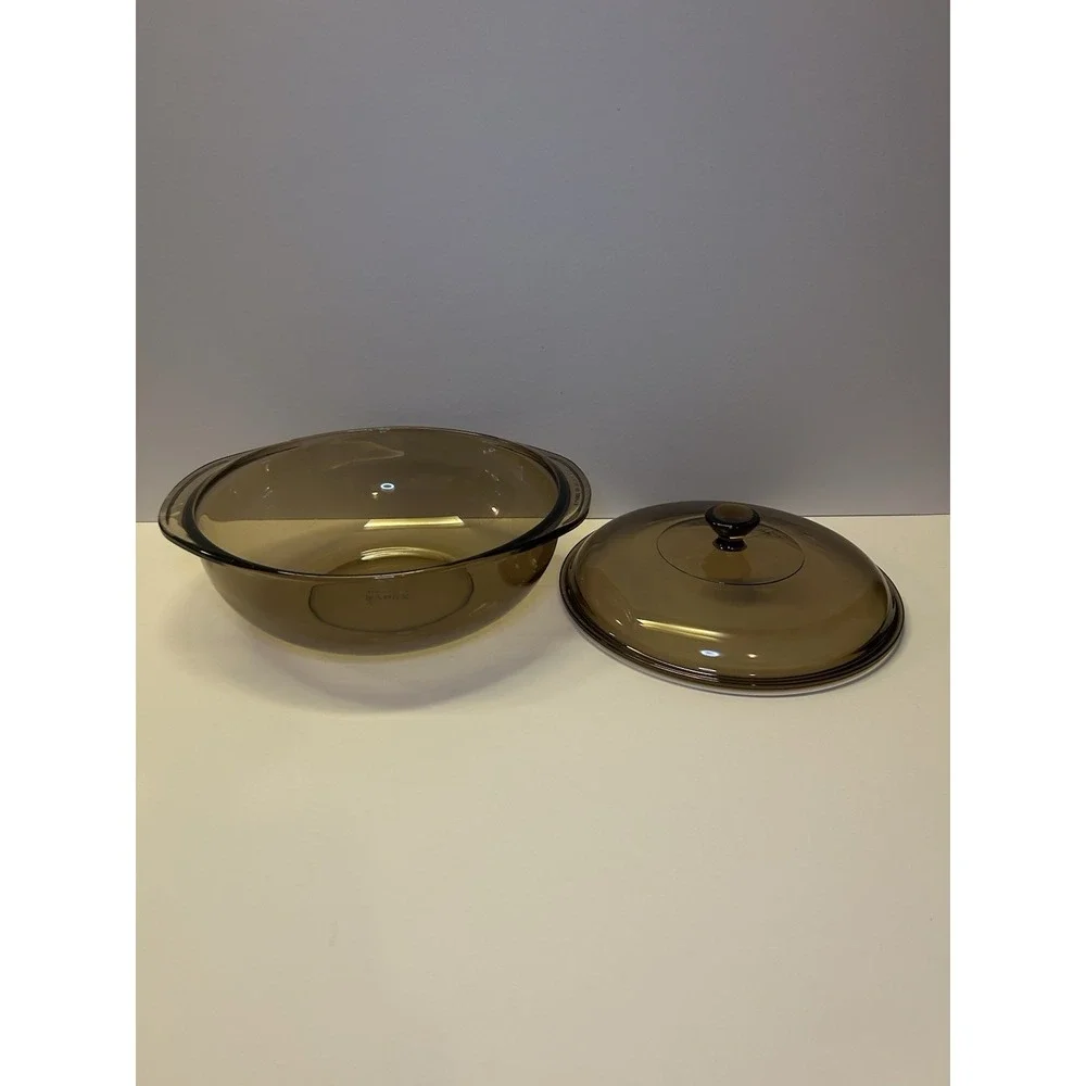Pyrex 024 2L‎ Vintage Translucent Brown Glass Round Bowl Casserole Dish Lid